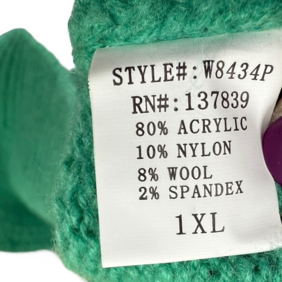 Dreamers by Debut Colorblock Striped Sweater Size 1X Cozy - Picture 10 of 10